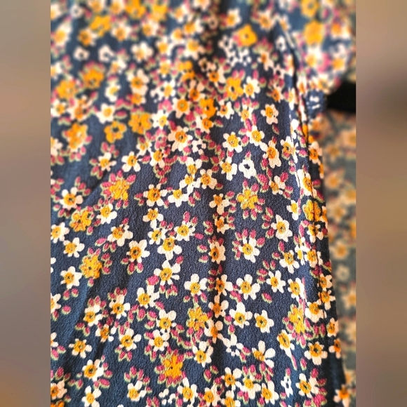 Gap Tiered Flowy Fall Blue, Green & Yellow Floral Vneck Midi Longsleeve Dress - Picture 5 of 16